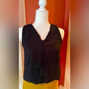 Gap Black tank top with middle trim. Size Small. ****skirt sold separately!!****